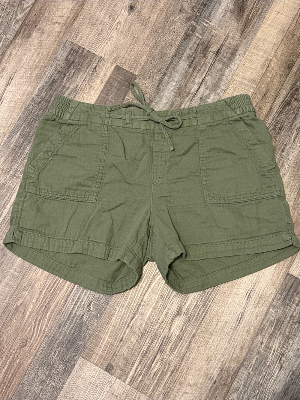 Old Navy Mid-Rise Soft Twill Pull-On Utility Shorts Women’s Large